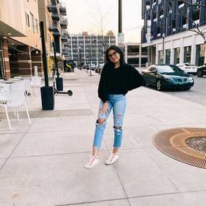 Meet your Posher, Hannah